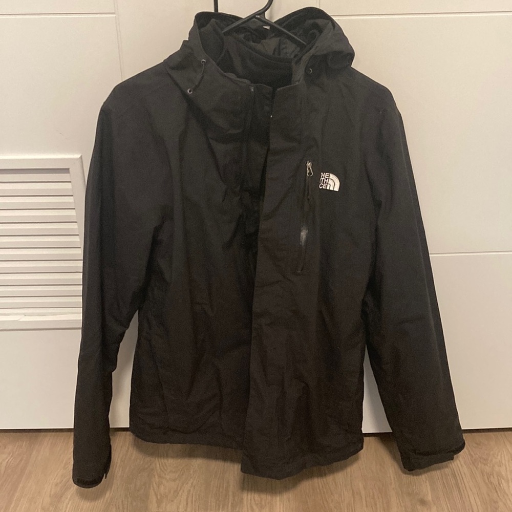 The North Face 3-in-1 black Performance Jacket Versatile Athletic Design